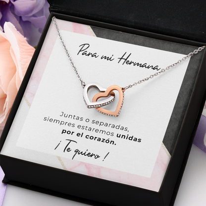 Collar con tarjeta dedicatoria "Unidas por el corazón"